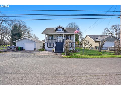 1621 Tualatin ST St Helens OR 97051