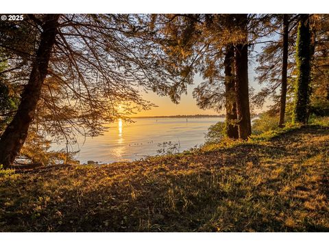 01500 Cape Arago Hwy Coos Bay OR 97420