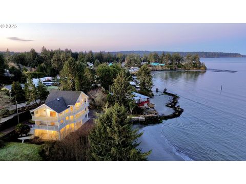 90931 Pigeon point LOOP Coos Bay OR 97420