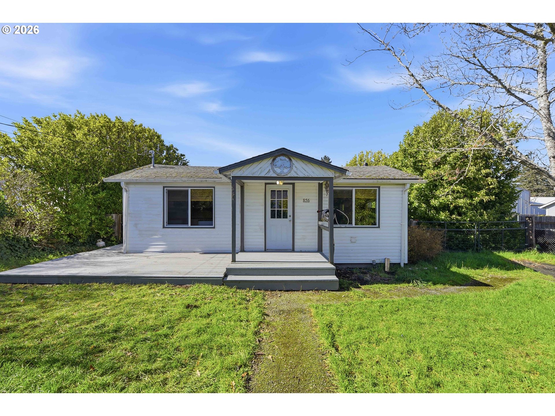 Photo 1 of 20 — 856 AUGUSTINE AVE, Coos Bay, OR 97420