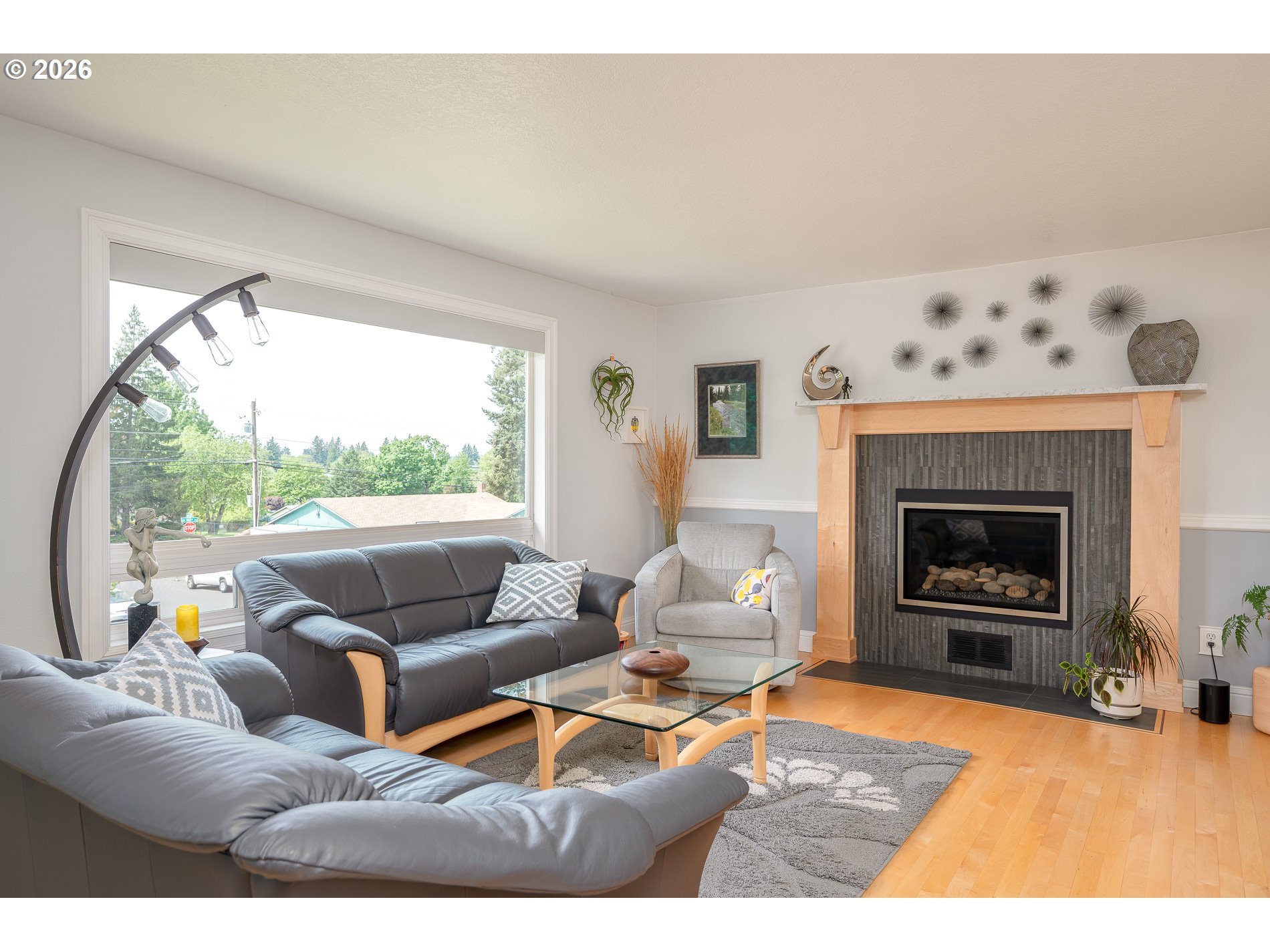 286 NW LINNEMAN AVE