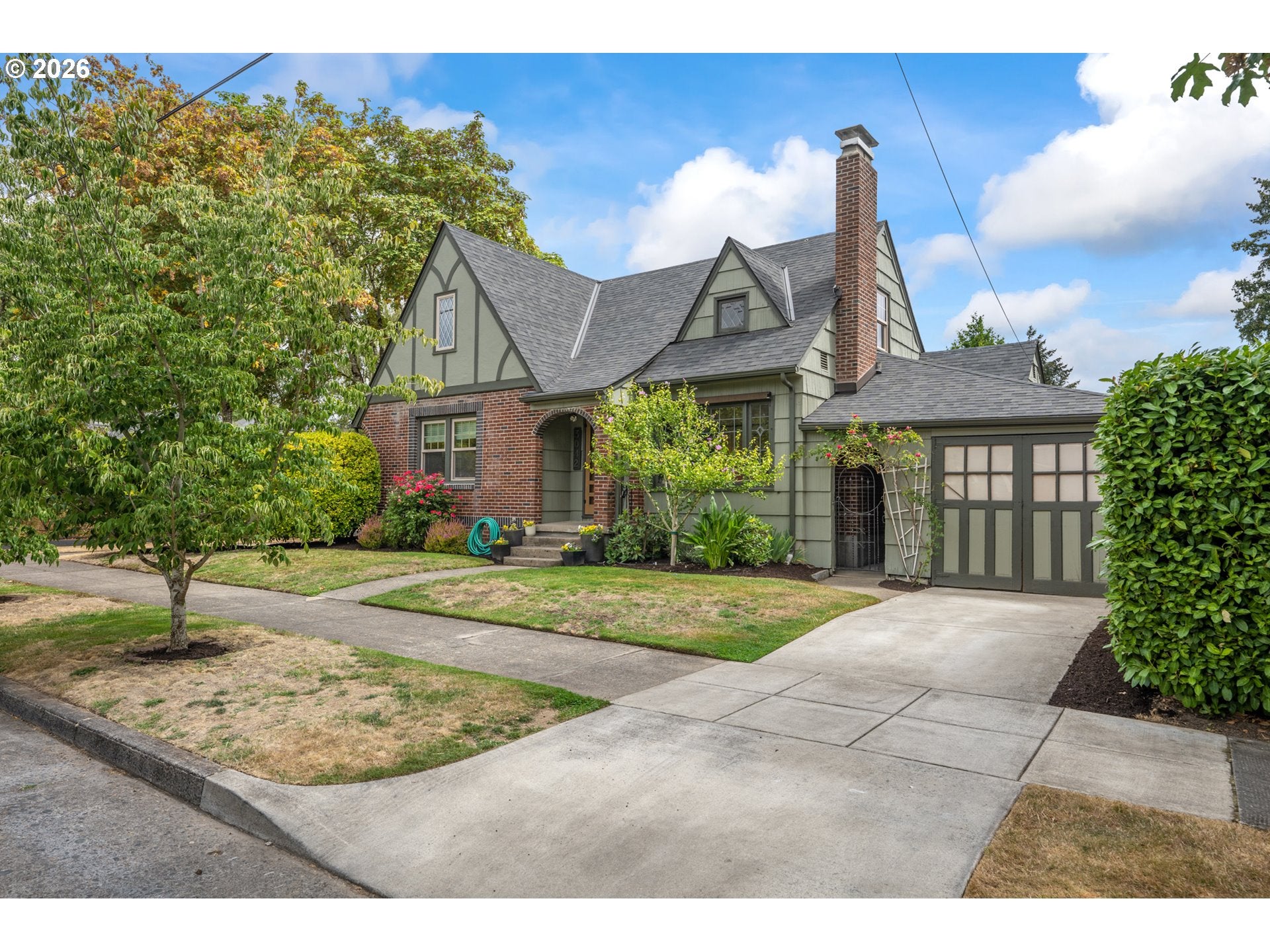 3042 NE 30TH AVE