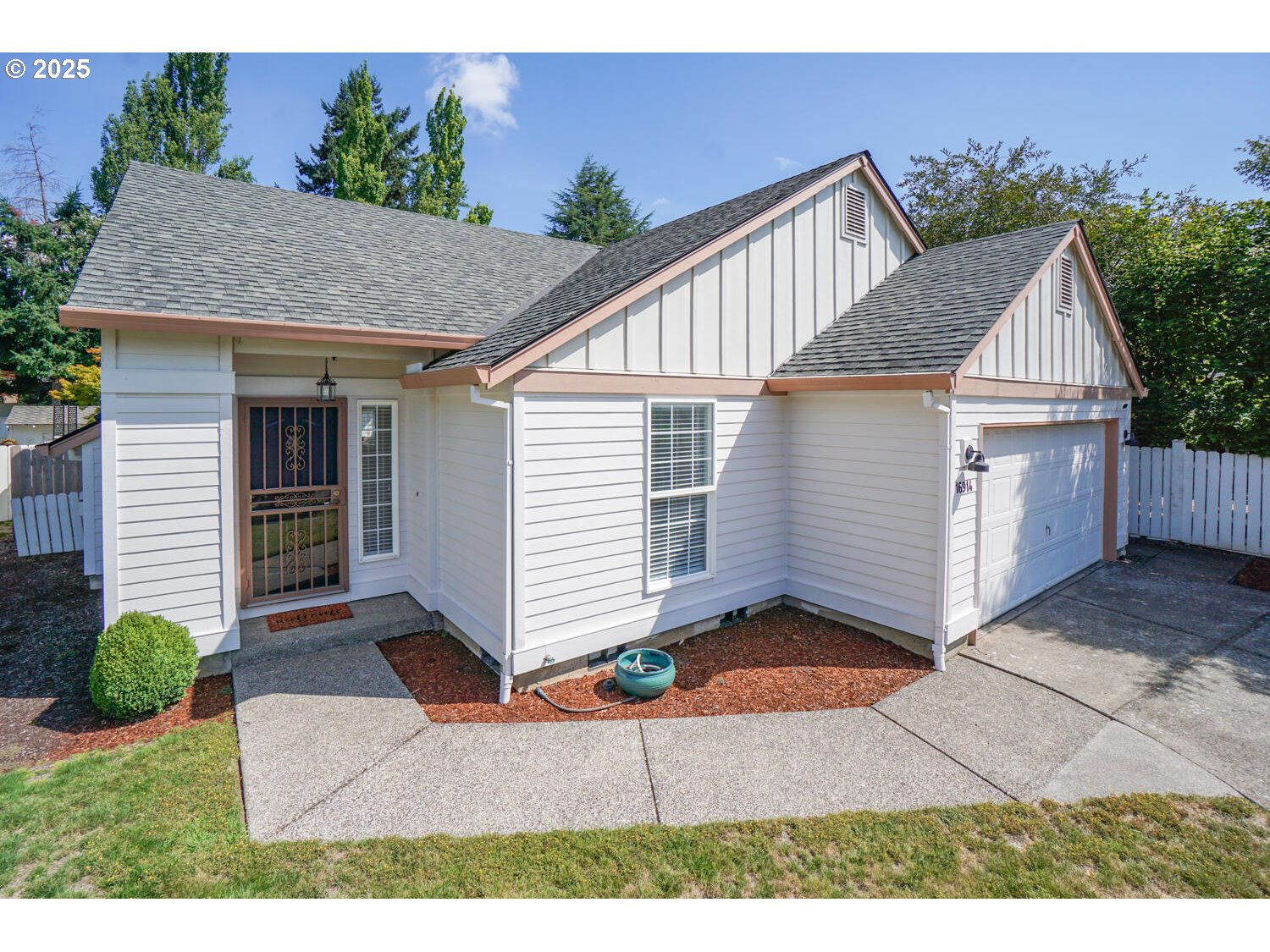 16914 SE 30th CIR