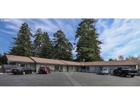 542 PACIFIC AVE Brookings OR 97415