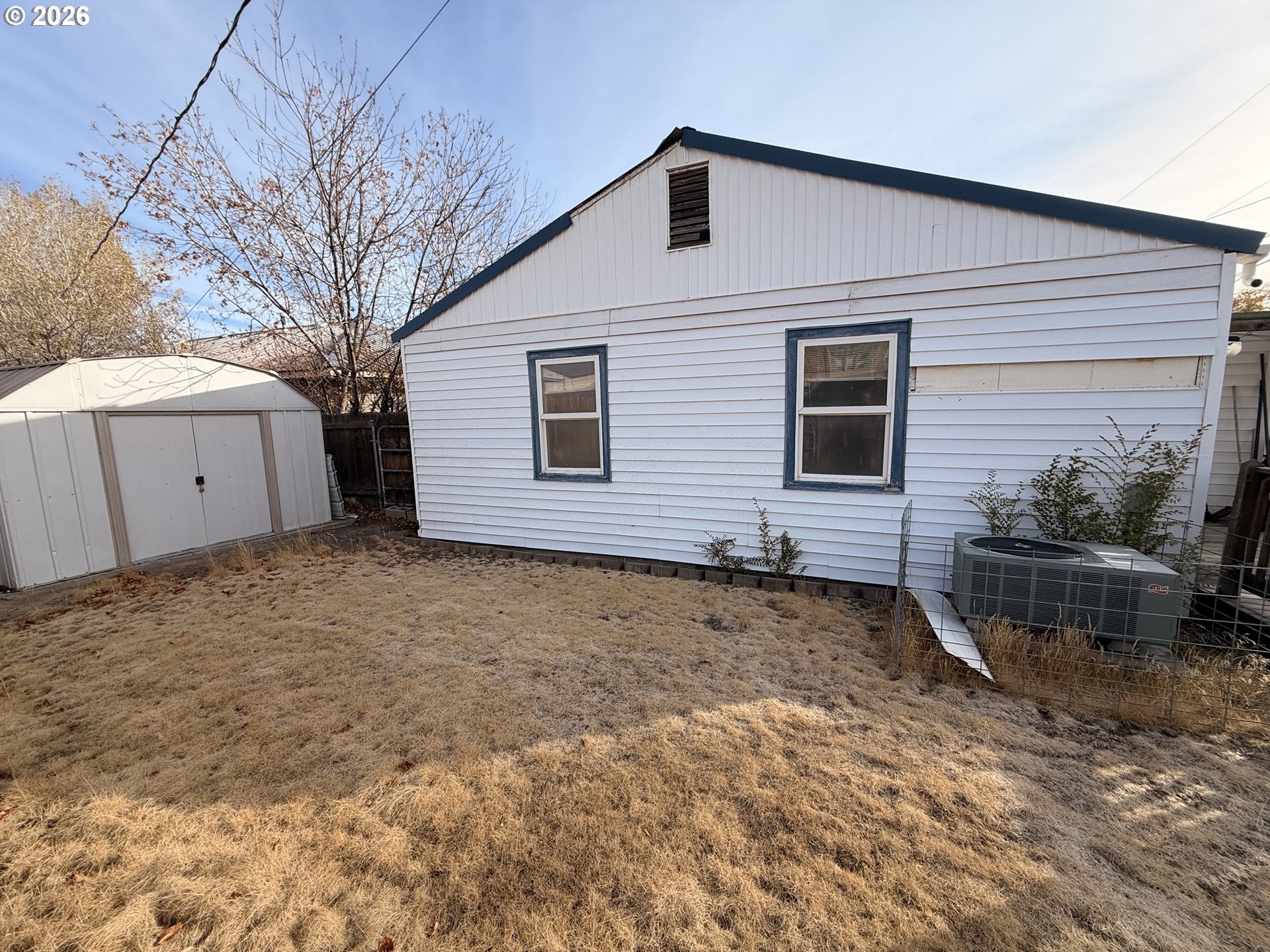 546 N BUENA VISTA AVE