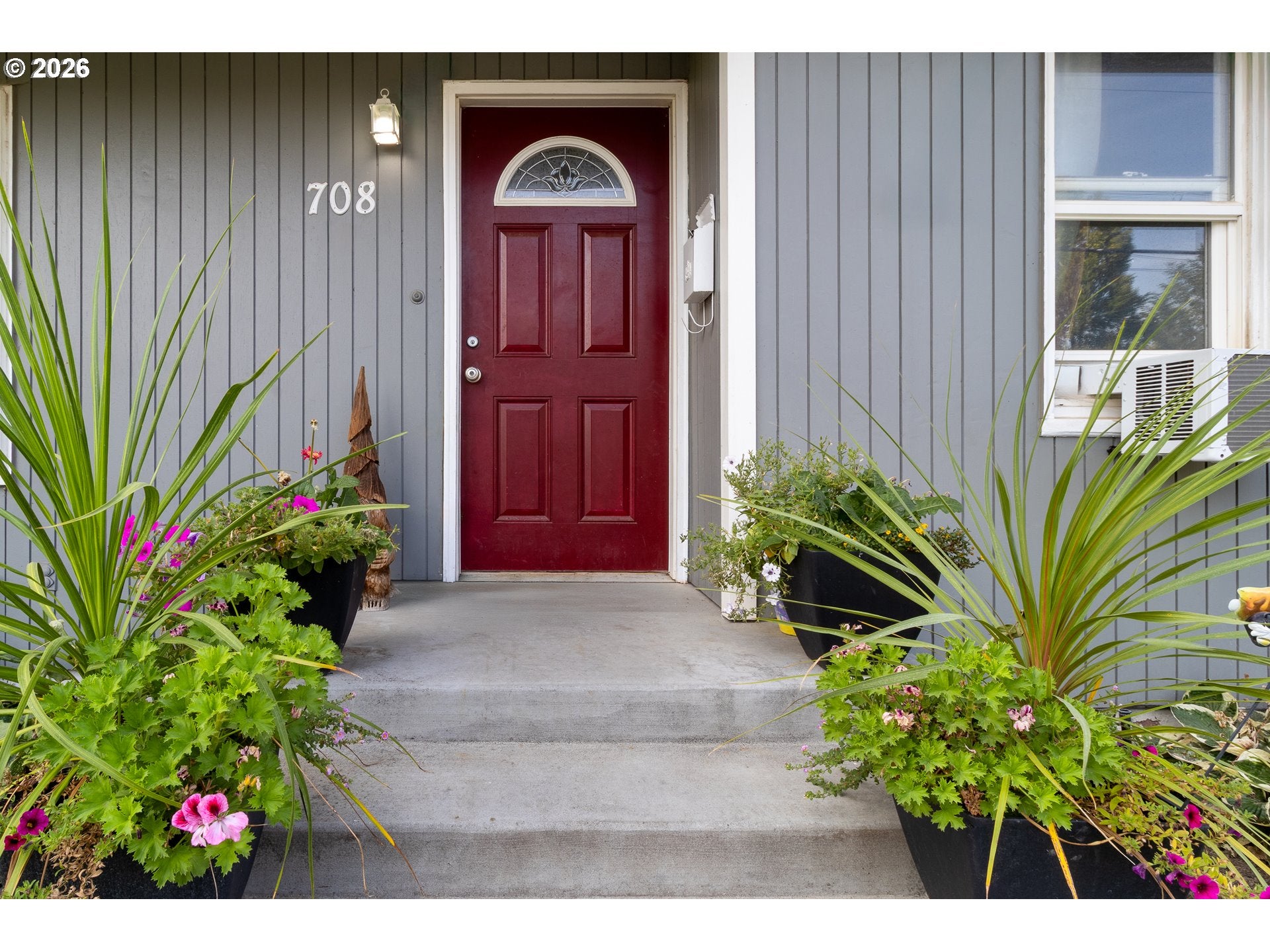 708 PIERCE ST