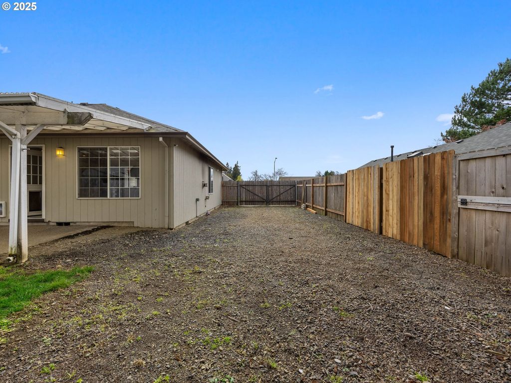 listing image 38