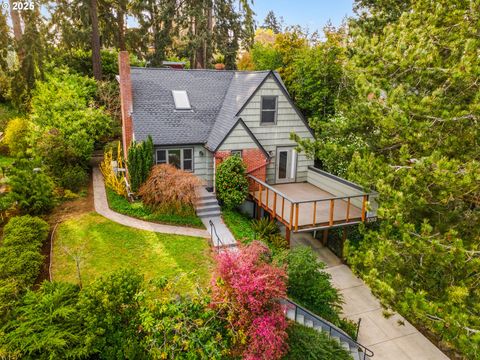 2362 CHARNELTON ST Eugene OR 97405