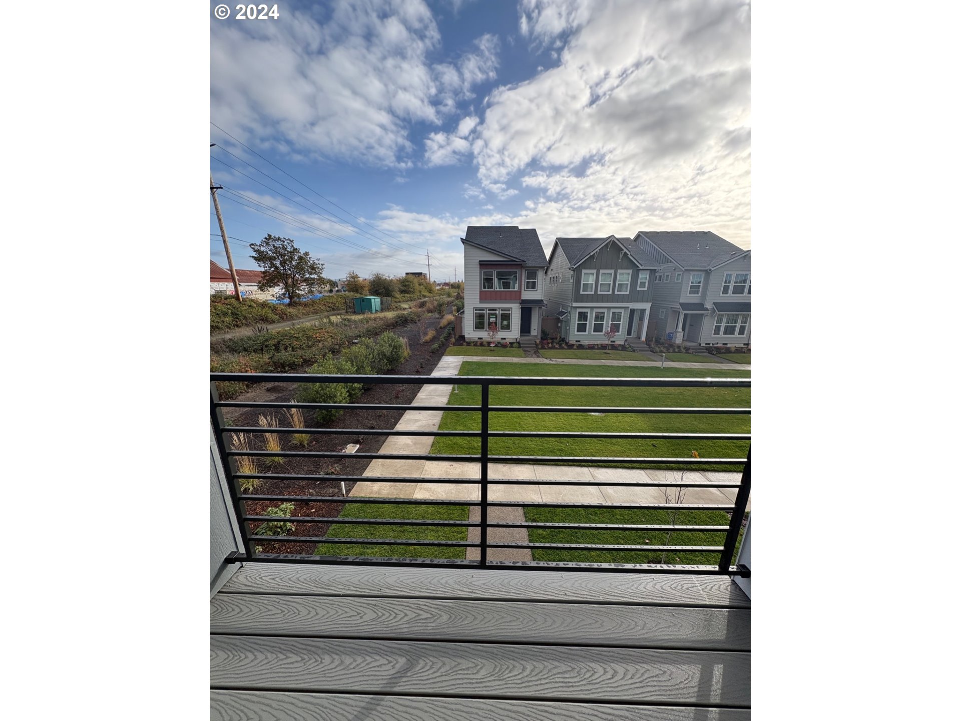 3262 SE Hemera LN