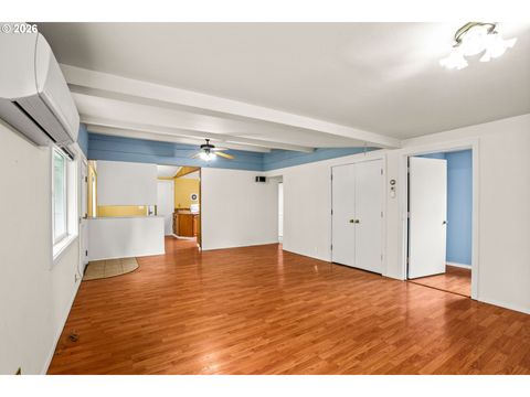 Tiny photo for 82481 Greenwood St, Creswell, OR 97426 (MLS # 395788301)