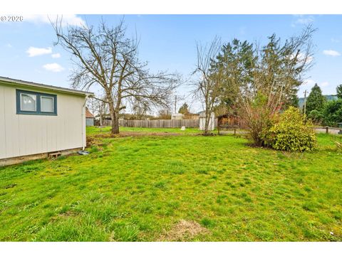 Tiny photo for 82481 Greenwood St, Creswell, OR 97426 (MLS # 395788301)