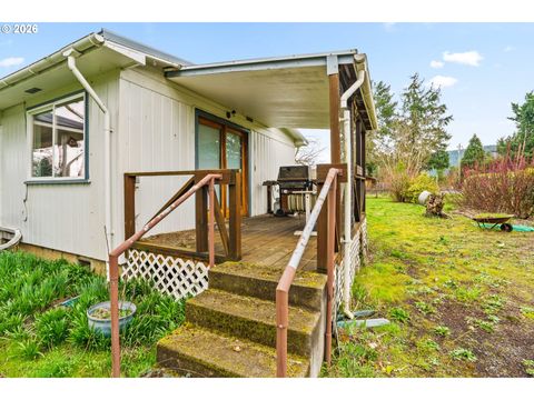 Tiny photo for 82481 Greenwood St, Creswell, OR 97426 (MLS # 395788301)