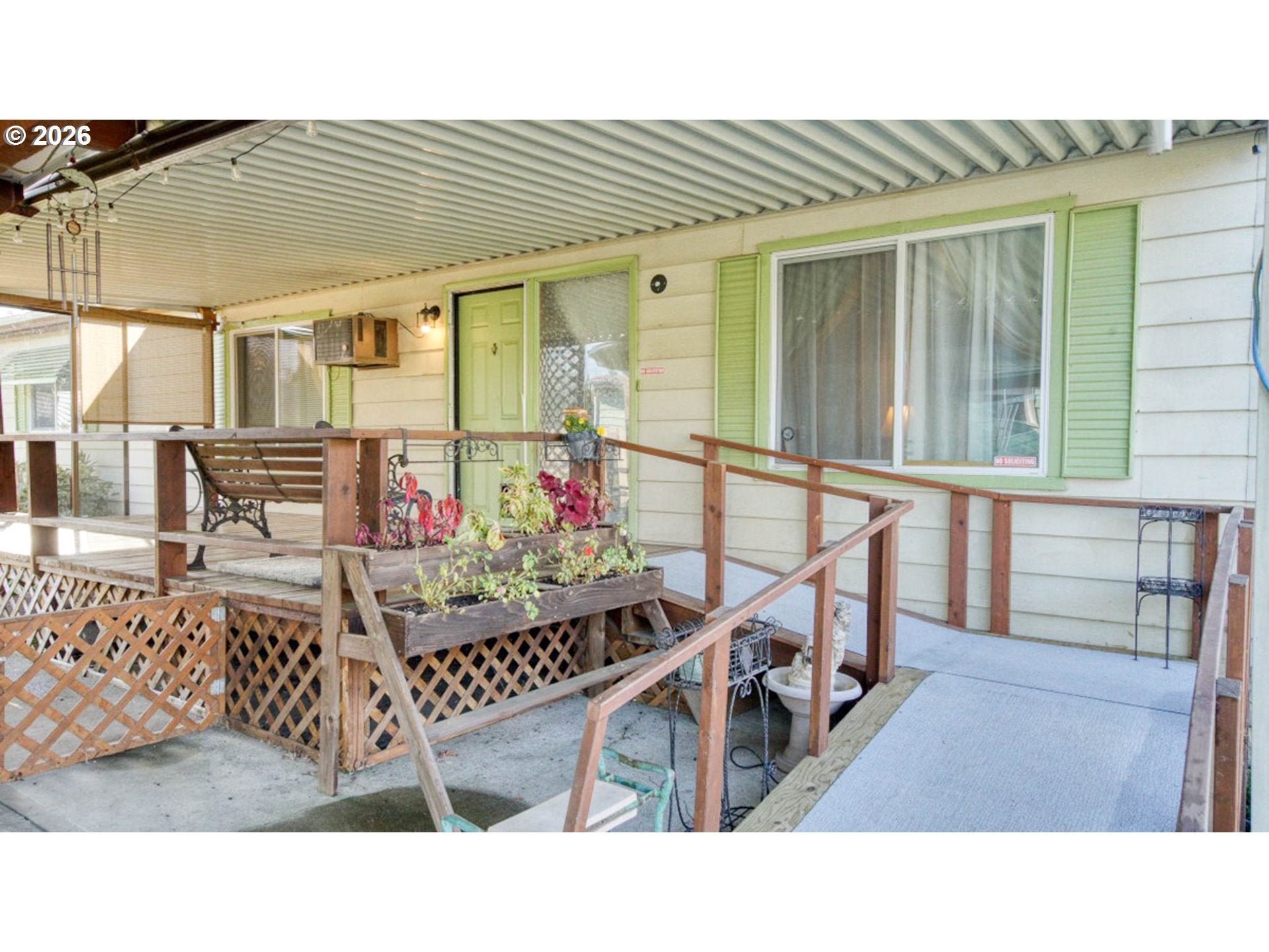 1520 NW 9TH CT