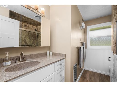 Tiny photo for 77038 Westridge Ave, Westfir, OR 97492 (MLS # 646782192)