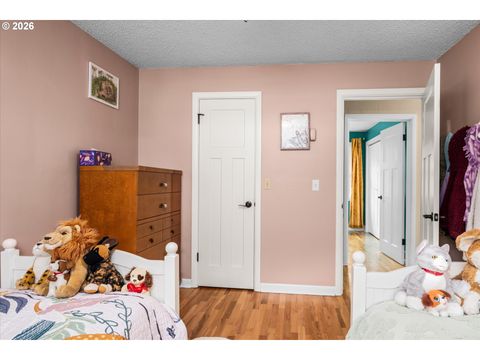 Tiny photo for 77038 Westridge Ave, Westfir, OR 97492 (MLS # 646782192)