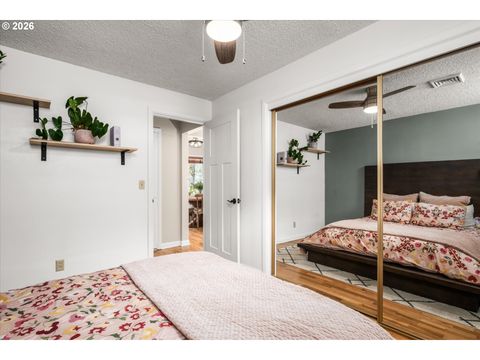 Tiny photo for 77038 Westridge Ave, Westfir, OR 97492 (MLS # 646782192)