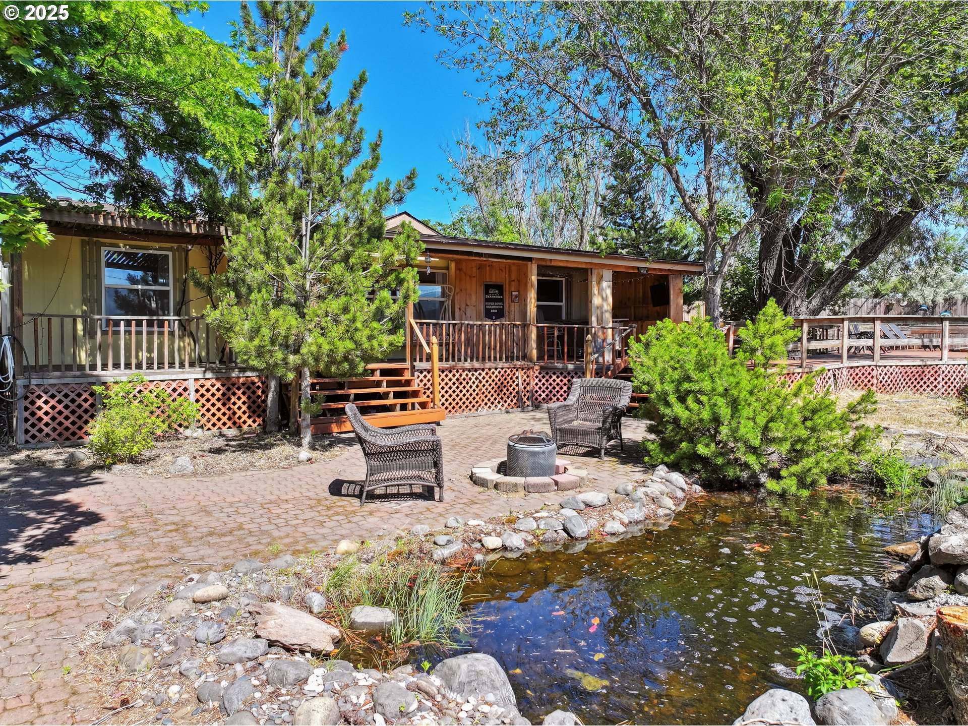 18 CAMDON DR