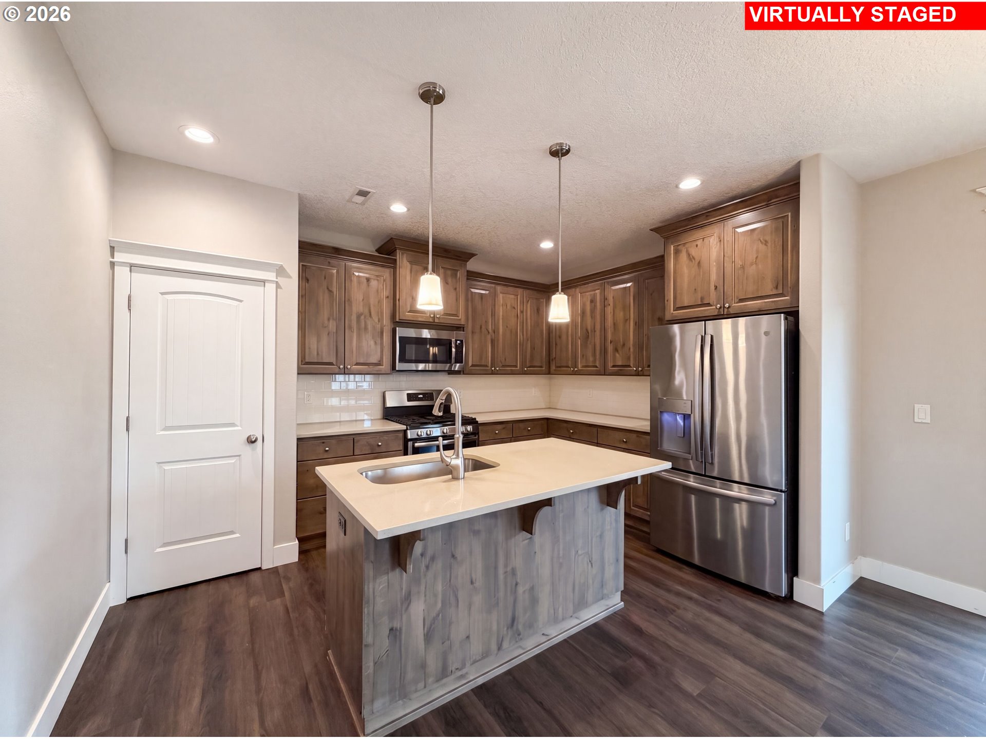 2958 SW REDMOND HILL RD