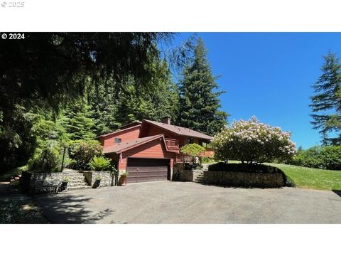 A home in Coos Bay