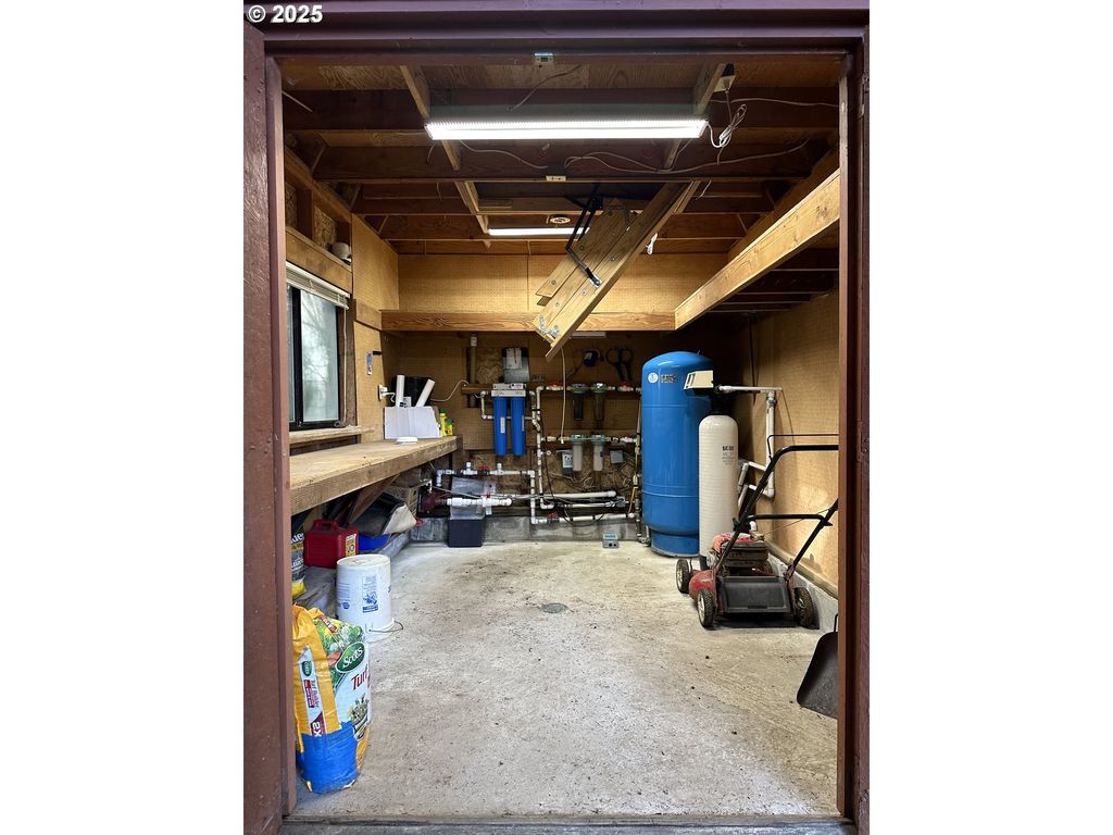 listing image 44