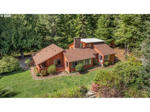 A home in Coos Bay