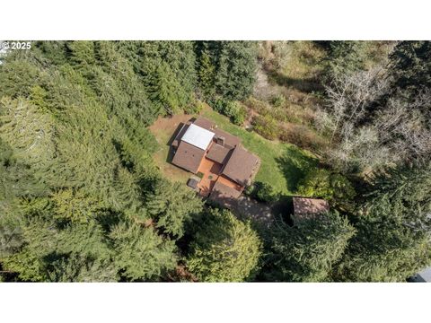 A home in Coos Bay