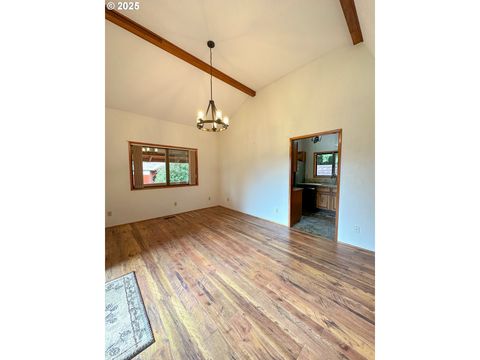 A home in Coos Bay