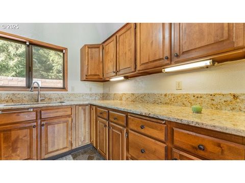 A home in Coos Bay