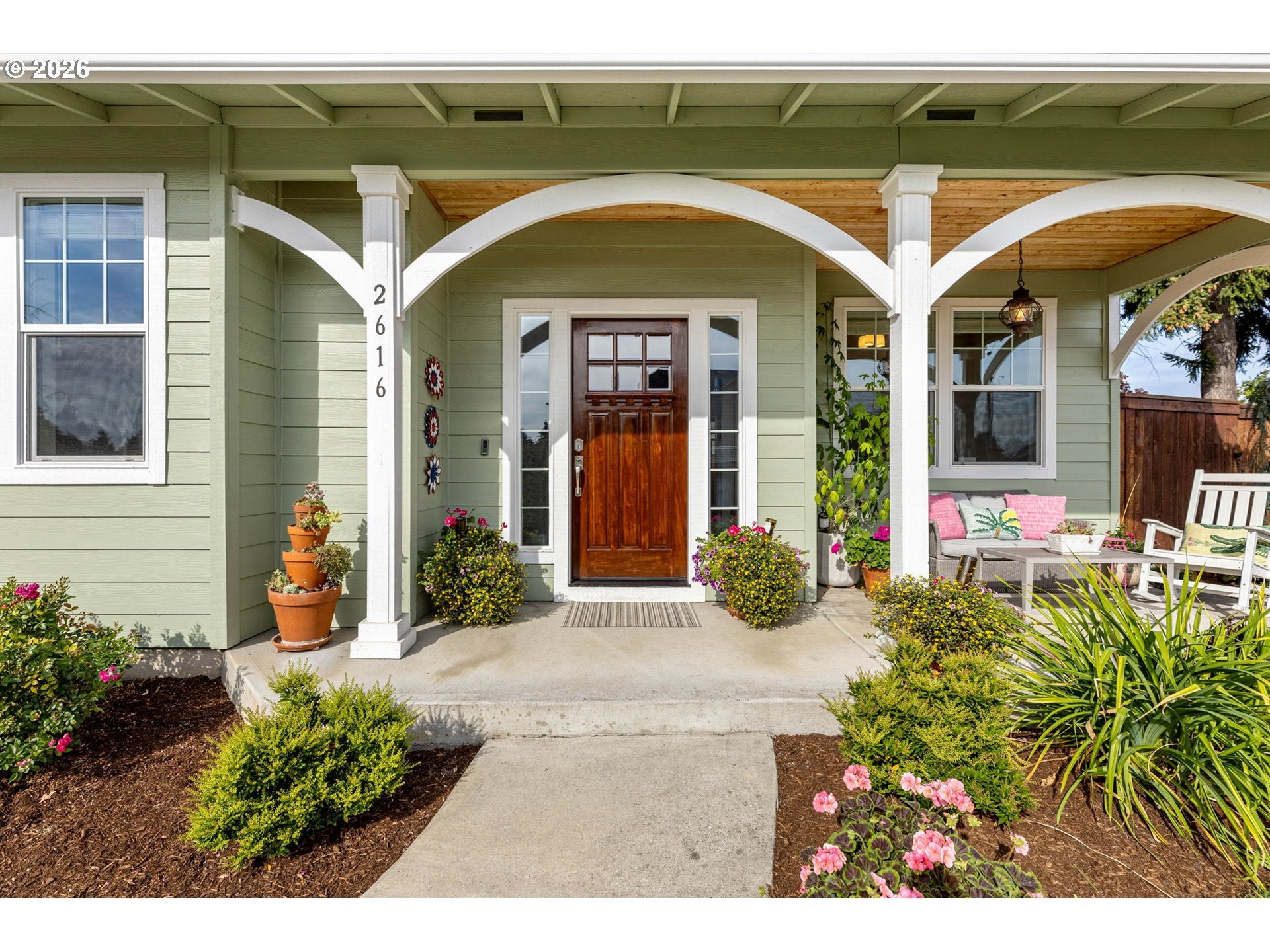 2616 NE 50TH CIR