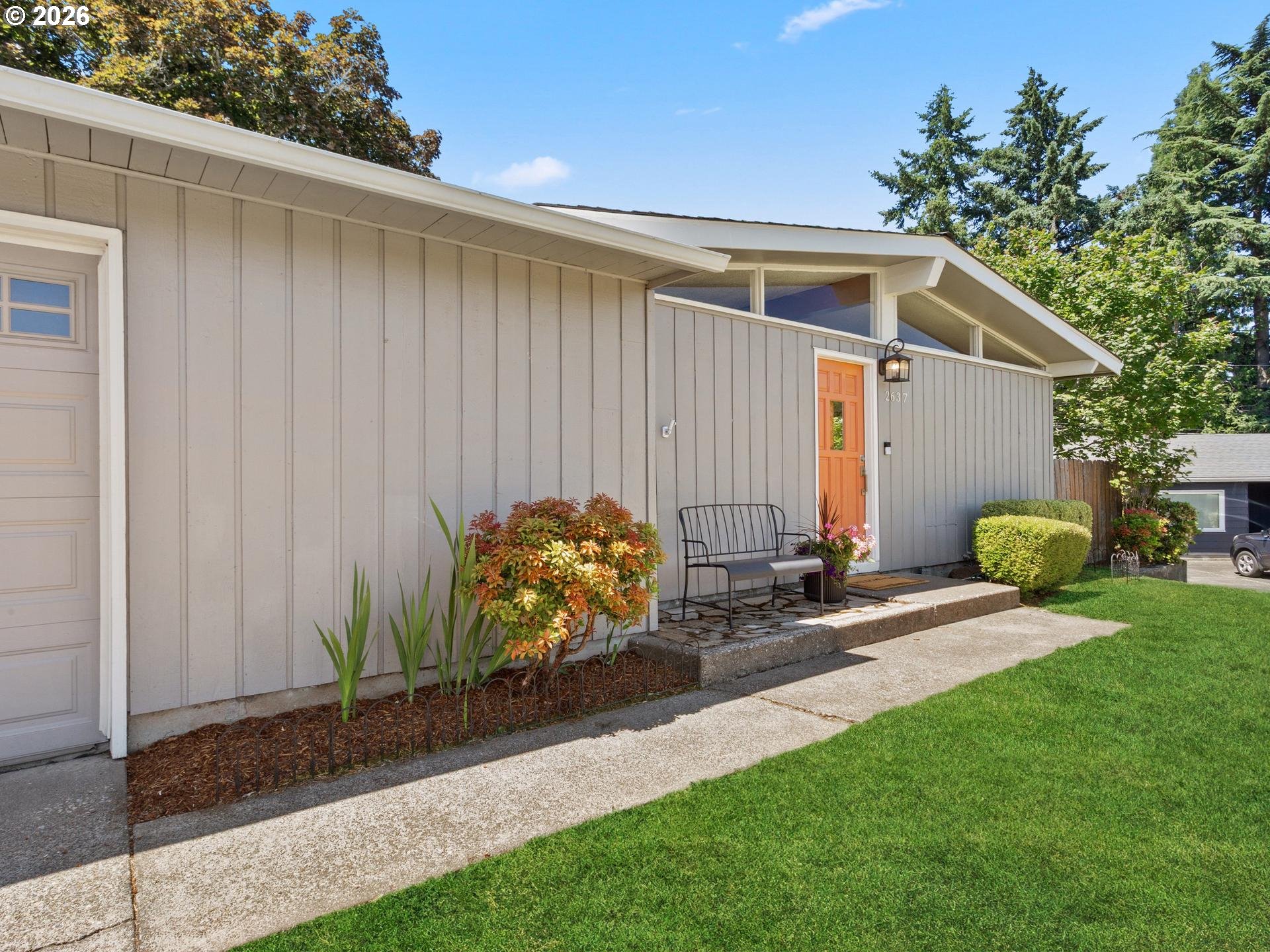 2637 NE 138TH PL