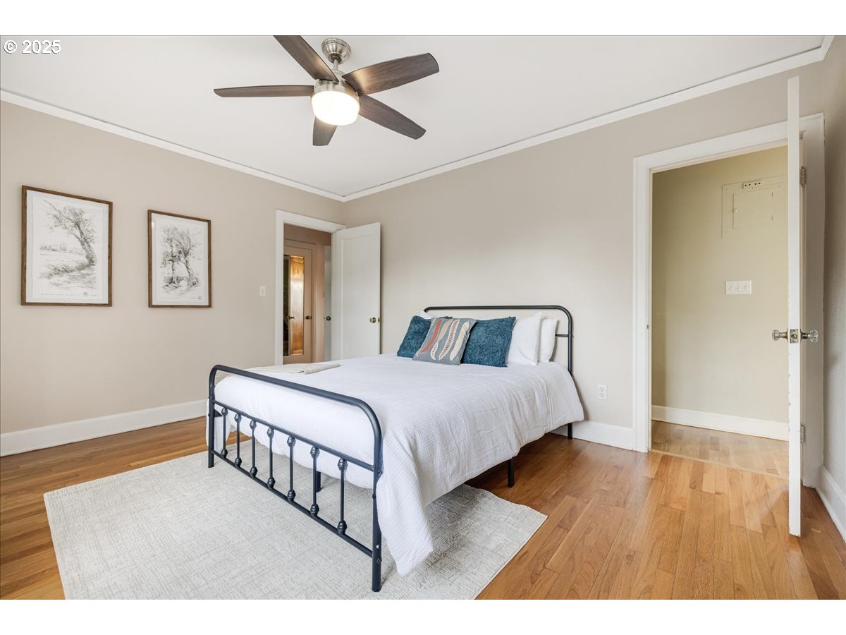 Oregon City, Oregon 97045, United States, 4 Bedrooms Bedrooms, ,3 BathroomsBathrooms,Residential,Active,93554