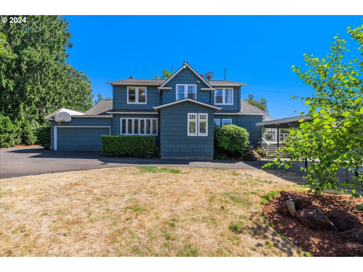 Oregon City, Oregon 97045, United States, 4 Bedrooms Bedrooms, ,3 BathroomsBathrooms,Residential,Active,93554