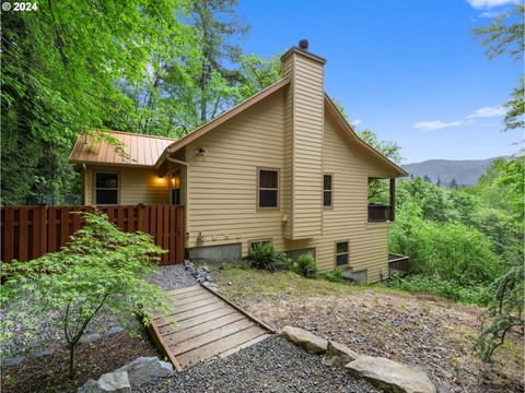 A home in Rhododendron