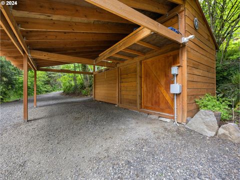 A home in Rhododendron