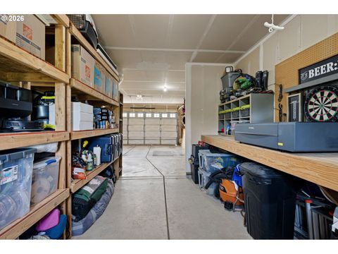 Tiny photo for 1056 Ruby Clair Dr, Creswell, OR 97426 (MLS # 200083227)