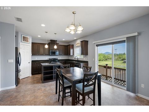 Tiny photo for 1056 Ruby Clair Dr, Creswell, OR 97426 (MLS # 200083227)