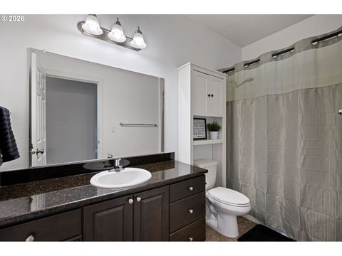 Tiny photo for 1056 Ruby Clair Dr, Creswell, OR 97426 (MLS # 200083227)