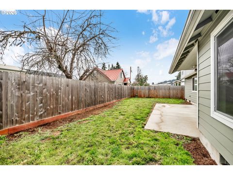 Tiny photo for 632 N 5th St, Creswell, OR 97426 (MLS # 374745775)