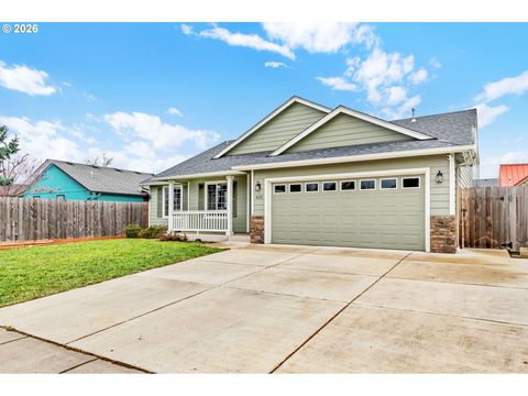 Tiny photo for 632 N 5th St, Creswell, OR 97426 (MLS # 374745775)