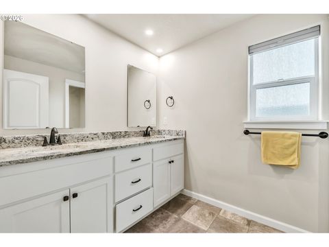 Tiny photo for 632 N 5th St, Creswell, OR 97426 (MLS # 374745775)