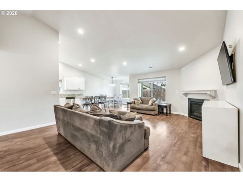 Tiny photo for 632 N 5th St, Creswell, OR 97426 (MLS # 374745775)