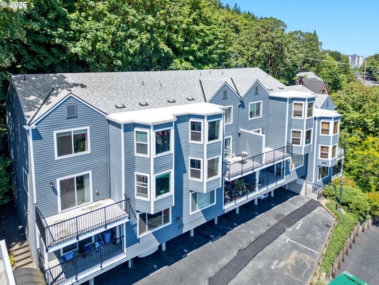 3473 SW BARBUR BLVD APT 12, PORTLAND, OR 97239 - Image a413ccb56f39edca3c3cfd7e86b83267/3319145021
