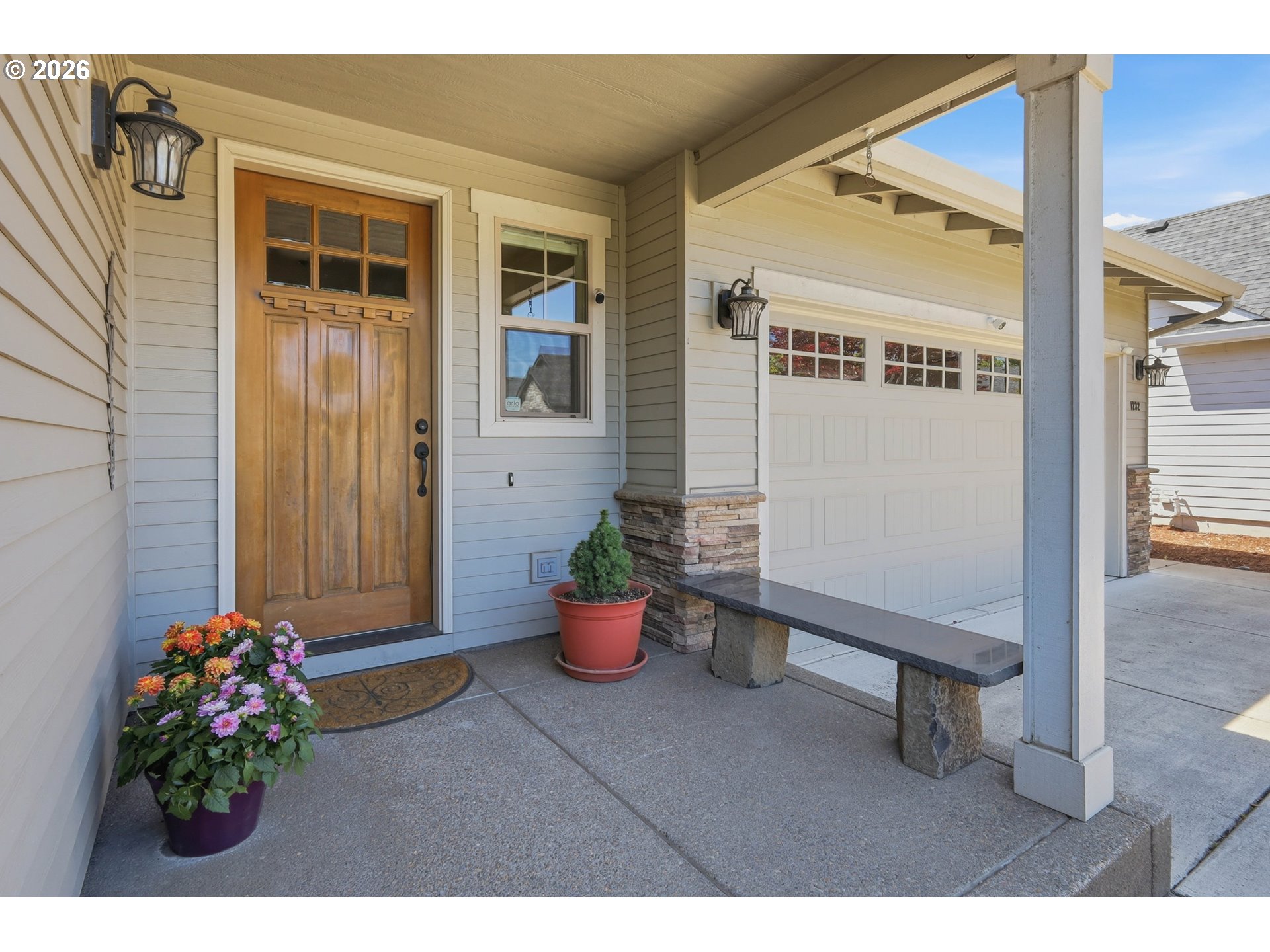 1232 WOODFIELD DR
