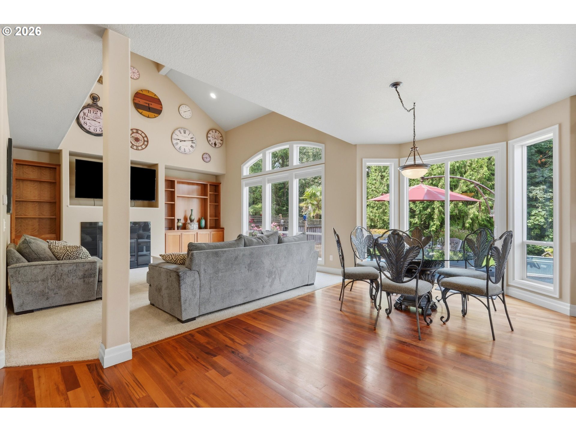 127 SW GABBERT RD