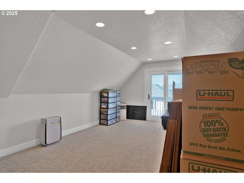 Tiny photo for 685 St Andrews Loop, Creswell, OR 97426 (MLS # 289750681)