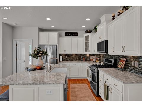 Tiny photo for 685 St Andrews Loop, Creswell, OR 97426 (MLS # 289750681)
