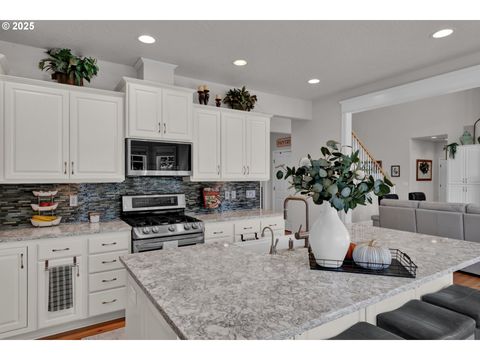 Tiny photo for 685 St Andrews Loop, Creswell, OR 97426 (MLS # 289750681)
