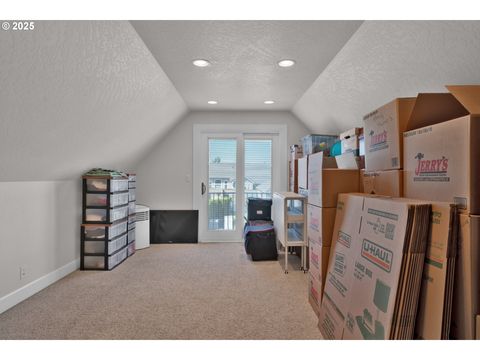 Tiny photo for 685 St Andrews Loop, Creswell, OR 97426 (MLS # 289750681)