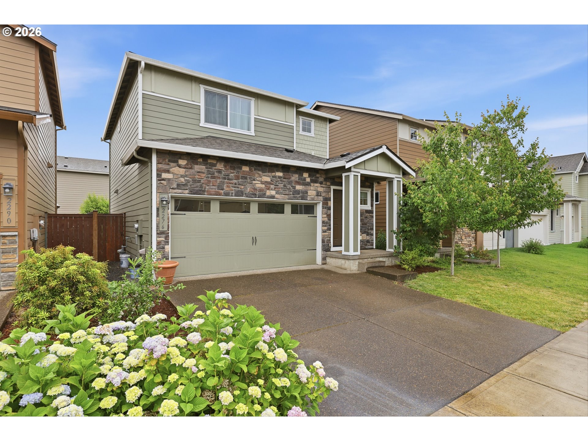 2276 NW WOODLAND DR