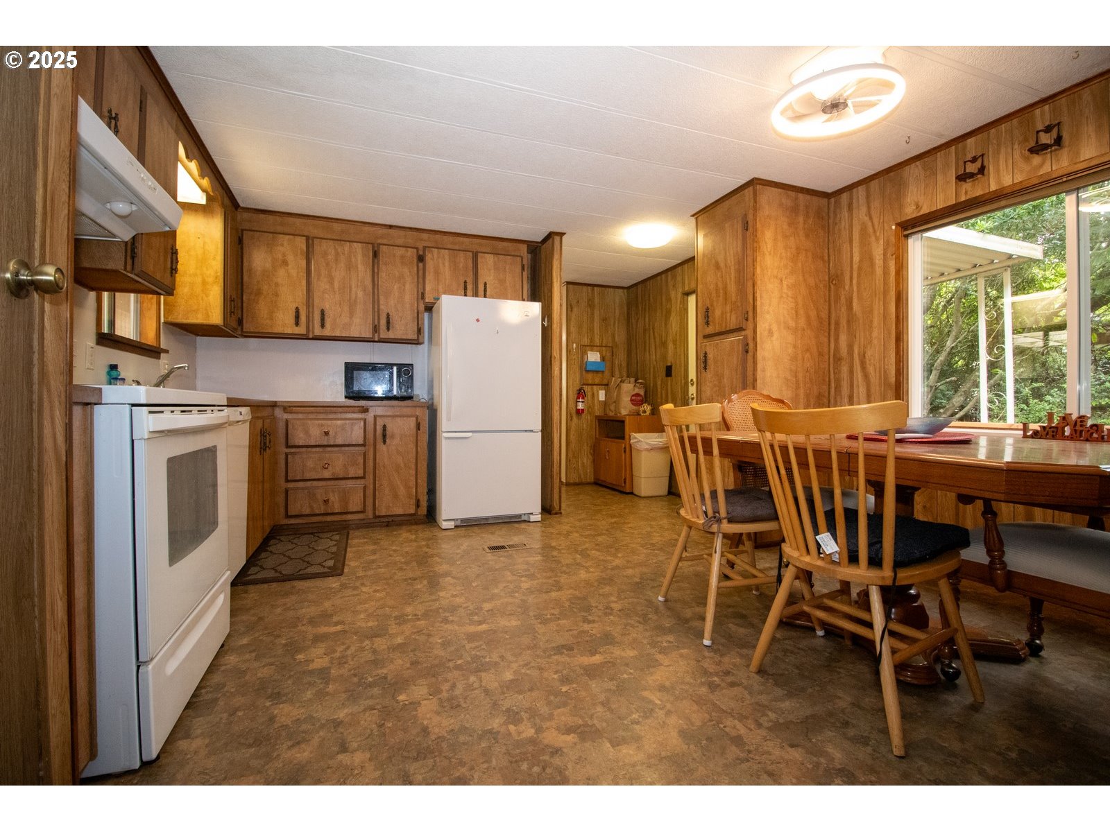 Florence, Oregon 97439, United States, 2 Bedrooms Bedrooms, ,2 BathroomsBathrooms,Residential,Active,153070